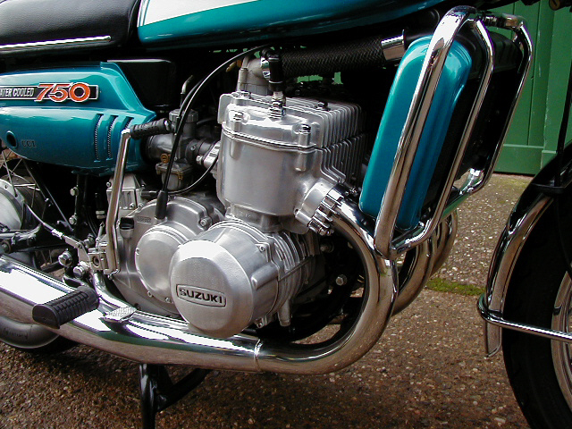 1972 Suzuki GT750J detail