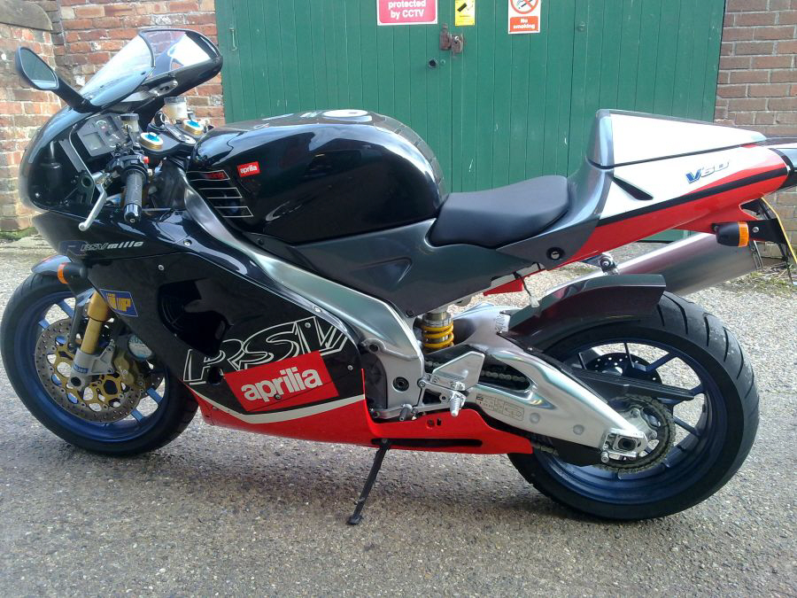 2000 Aprilia RSV Mille R 1000